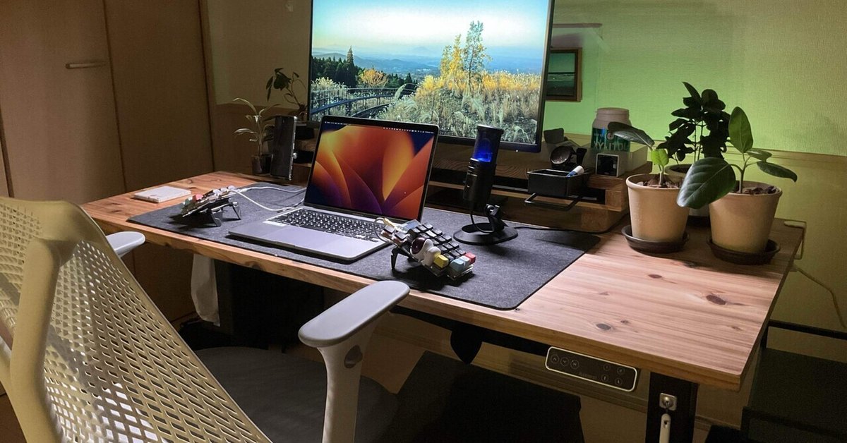 天板自作した [Flexispot x 杉無垢板 x 鬼目ナット]｜やまなみ 