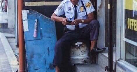 警備員になったら確実に底なしのヘドロ沼にハマります｜トラ夫