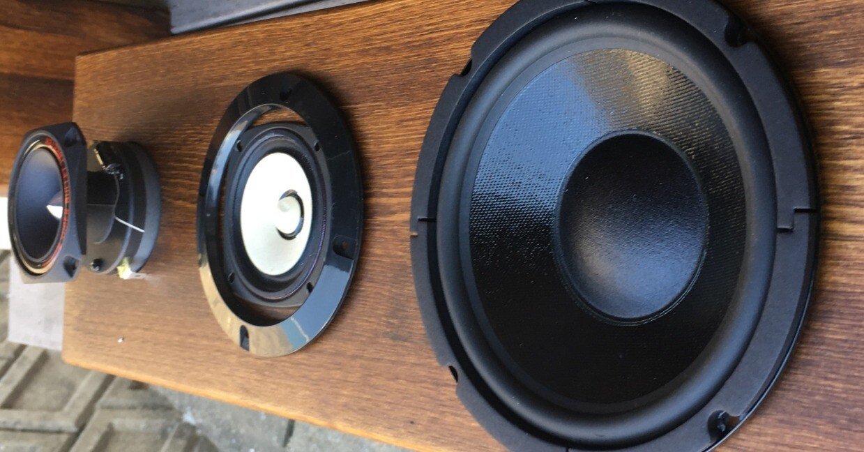 トールボーイスピーカーの改善 その1｜ぼよん