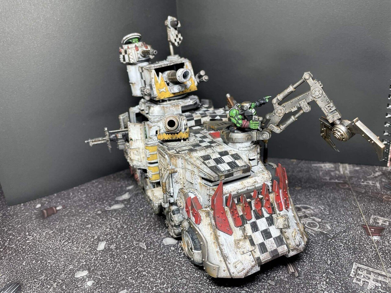 バトルワゴン作製（後半）｜ハイタデンカ