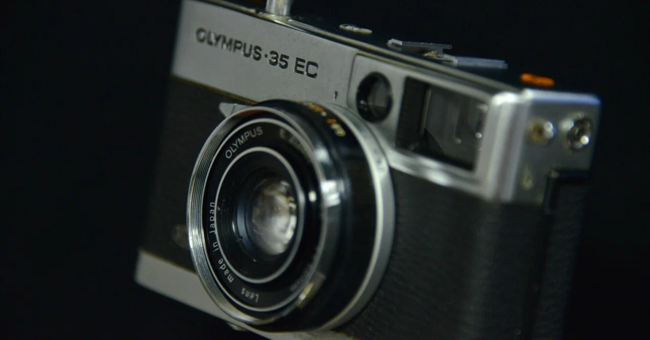 10年昔記事（2013.11）・・・OLD CAMERAがゴロゴロと｜西田親生