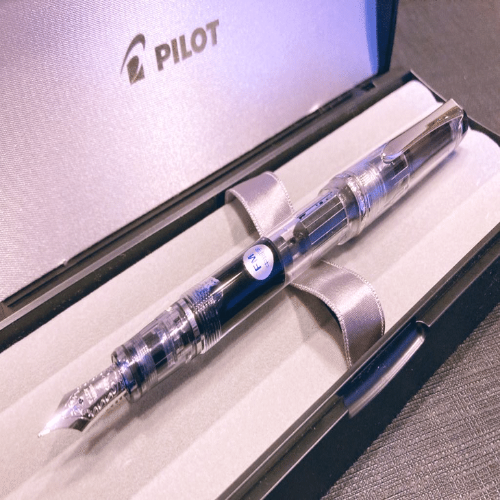 セーラー＆プラチナ 透明万年筆｜はま寿司