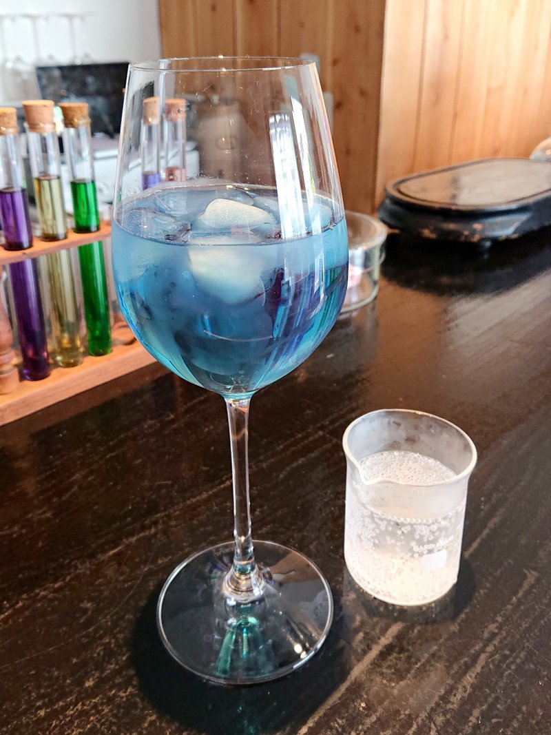 鉱物の美しさと楽しさを教えてくれるバーが誕生 西荻窪 鉱物アソビ 鉱物bar 6 5newopen じょいっこ Note 鉱物の美しさと楽しさを教えてくれるバーが誕生 西荻窪 鉱物アソビ 鉱物bar 6 5newopen じょいっこ Note