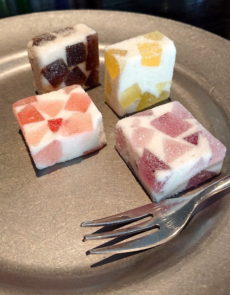 鉱物の美しさと楽しさを教えてくれるバーが誕生 西荻窪 鉱物アソビ 鉱物bar 6 5newopen じょいっこ Note 鉱物の美しさと楽しさを教えてくれるバーが誕生 西荻窪 鉱物アソビ 鉱物bar 6 5newopen じょいっこ Note
