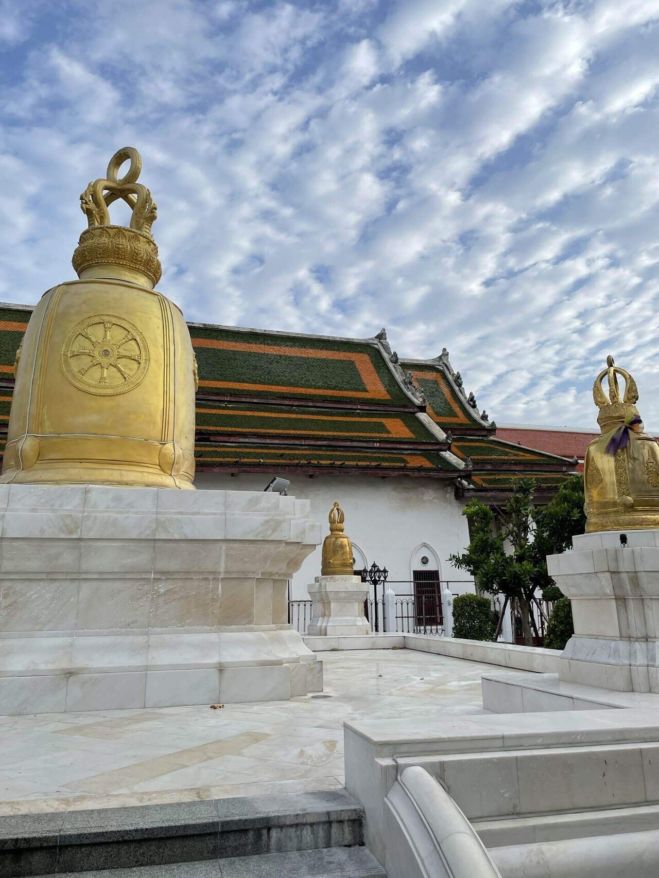 タイ寺院　釣鐘　鐘 ワットラカン】タイ人なら皆知ってるたくさんの鐘があるチャオ