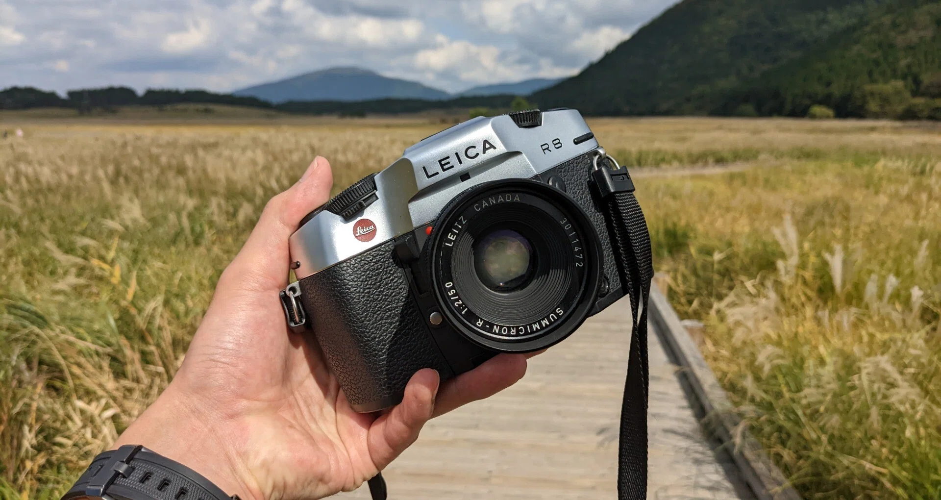 なぜか好きな不人気フィルムカメラ「Leica R8」で旅スナップ｜鉄人