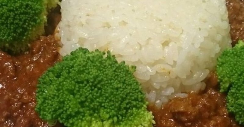 妻が盛り付けたカレー Karlly Tomonori Soda Note