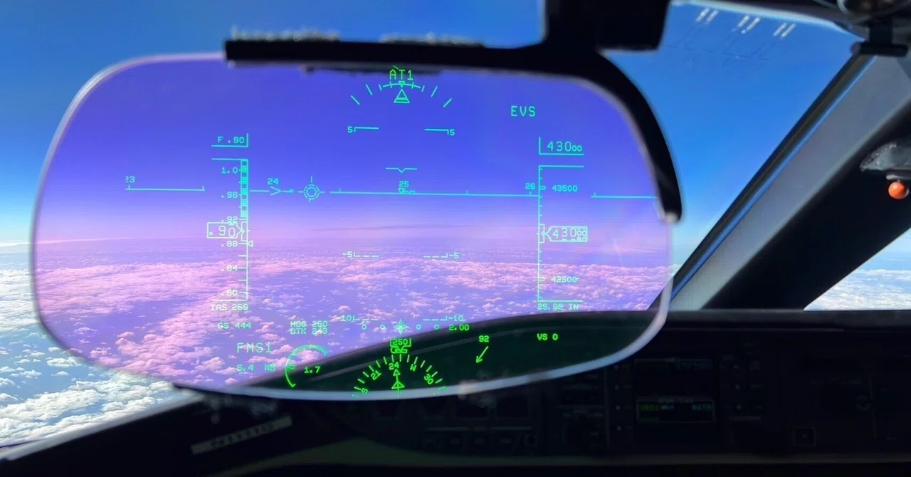 Learning from Aircraft Accidents: Instruments Blurring and Unreadable ...