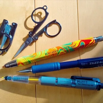 𝕃𝕀𝕆ℕ𝟙𝟜𝟟の筆箱紹介以外の長編・写真！！！｜LION147｜note