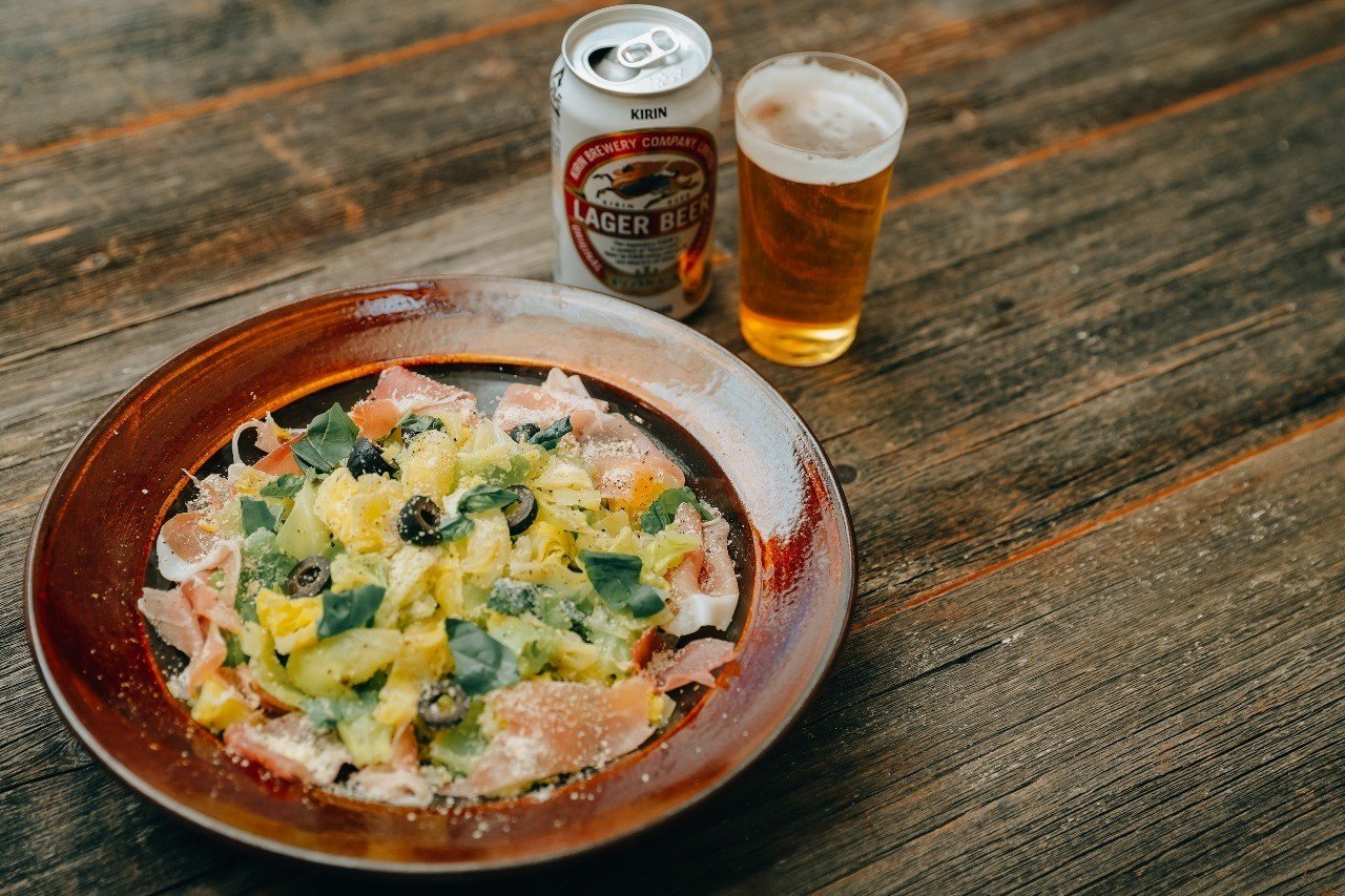 旬のきゃべつをレンジで レンチンきゃべつと生ハムのサラダ 今夜のラガーのおとも 1 Kirin 旬のきゃべつをレンジで レンチンきゃべつと生ハムのサラダ 今夜のラガーのおとも 1 Kirin