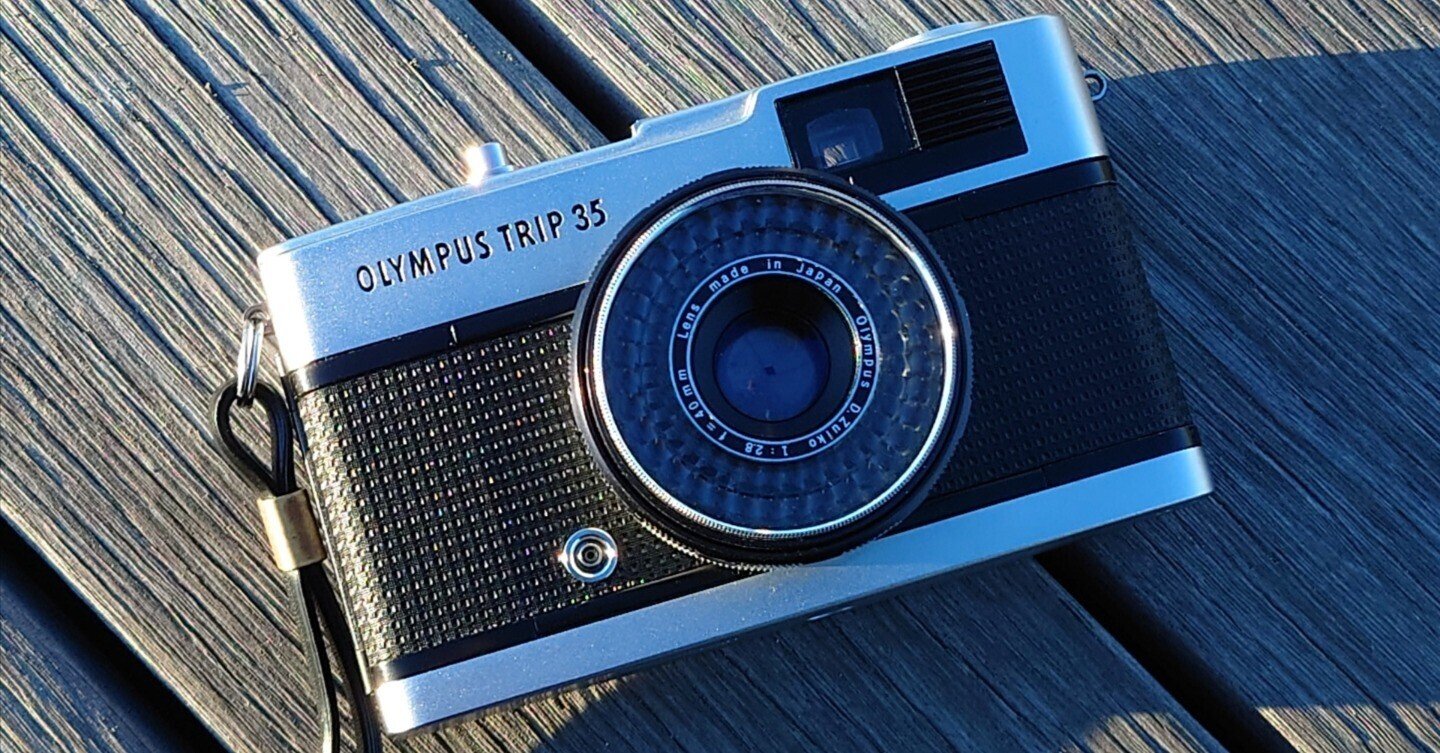 オリンパス トリップ35　OLYMPUS TRIP 35 D.Zuiko 40mm f2.8　モルト交換済 単焦点 フィルムカメラ