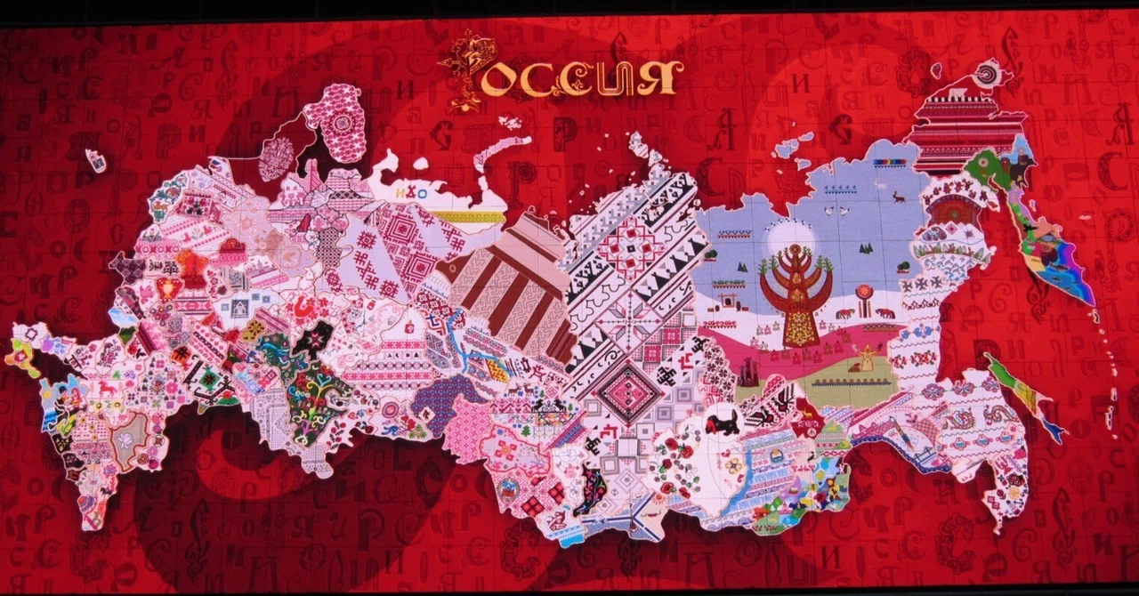 展覧会】РОССИЯ ロシアの刺繍地図｜チェブラーシカ
