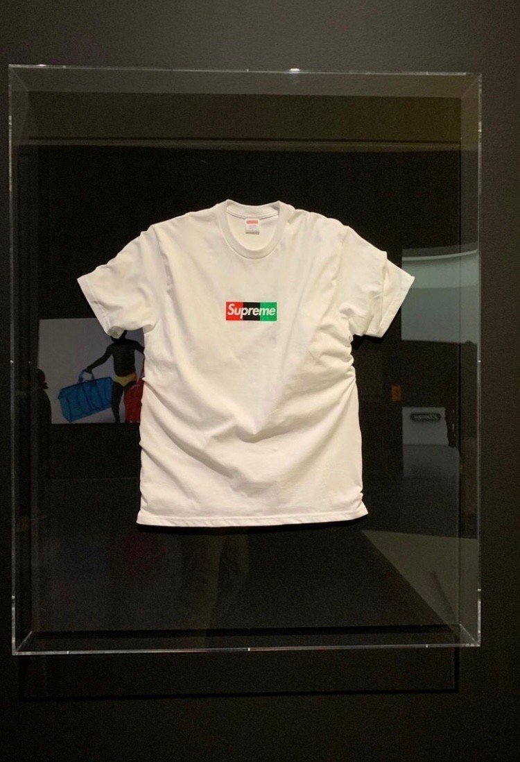 プレミア確定】Supremeとヴァージル・アブローのコラボTが発売 プレミア確定】Supremeとヴァージル・アブローのコラボTが発売