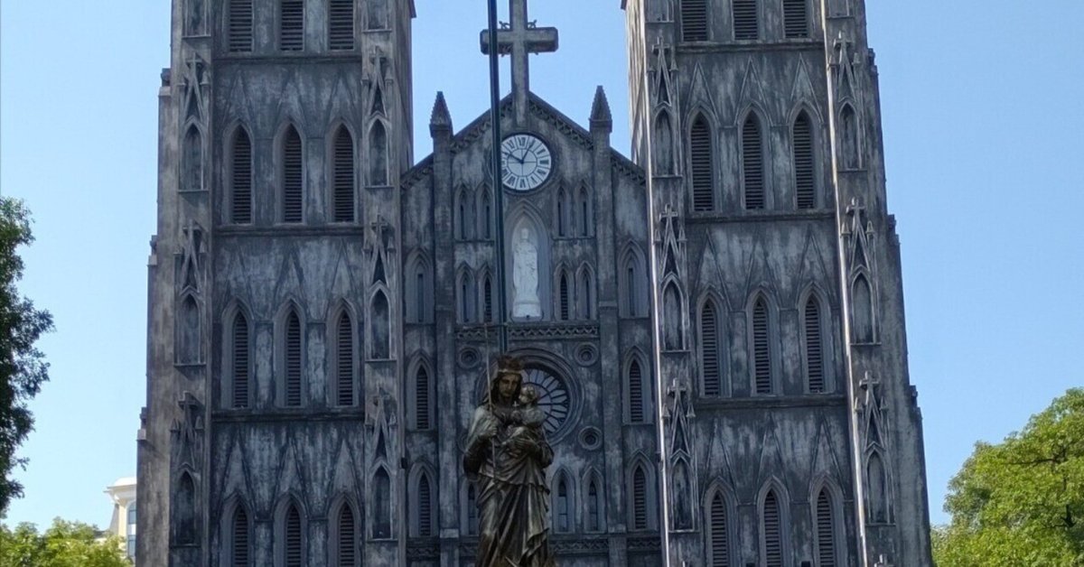 原画　油絵　ハノイ大教会 原画 油絵 ハノイ大教会 - メルカリ