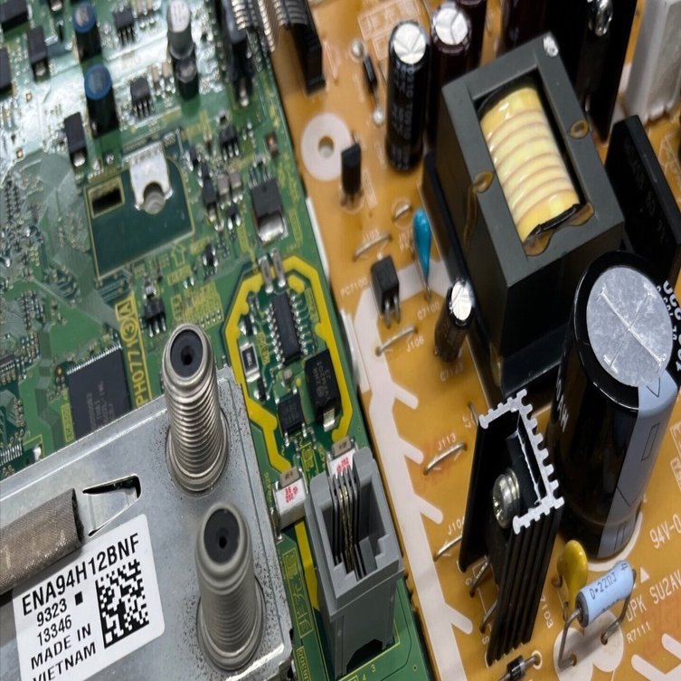 液晶テレビ本体 分解状態 DIY LCD TV Repair: A Complete Fix!] A 55-inch Maxzen LCD TV with