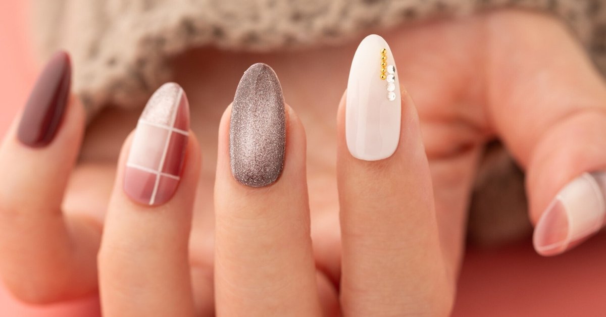 ネイルカラー・マニキュア Macchia Label グラデーションネイルのネイルデザイン | ミニネイル｜パラドゥ