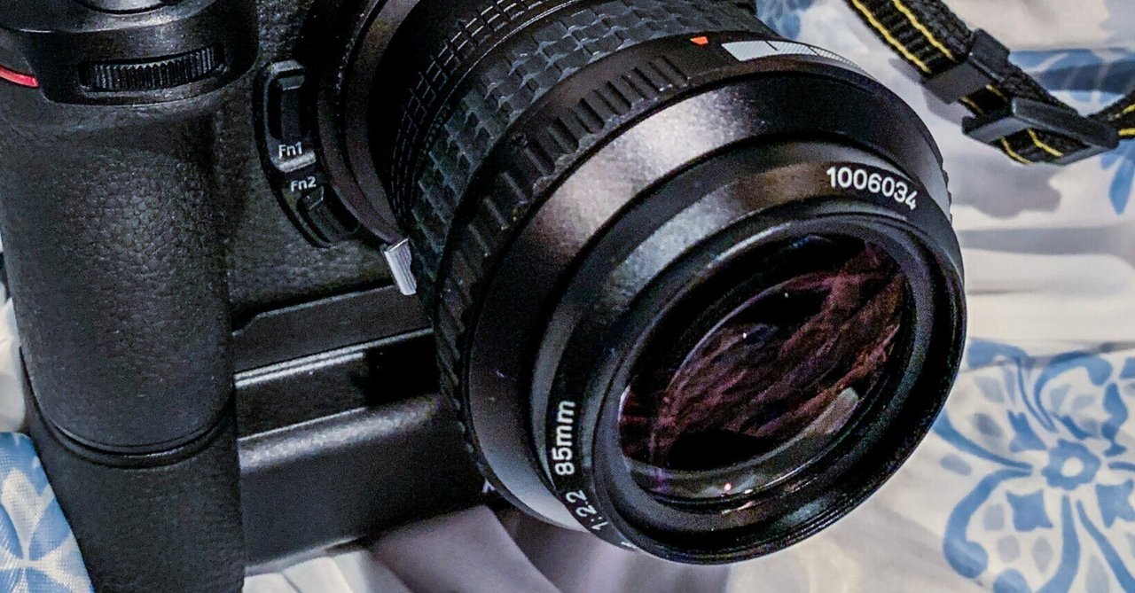 カメラ#3】 えっ!レンズ2枚だけ?!?…PENTAX SOFT 85mm F2.2 カメラ#3】 えっ!レンズ2枚だけ?!?…PENTAX SOFT 85mm F2.2