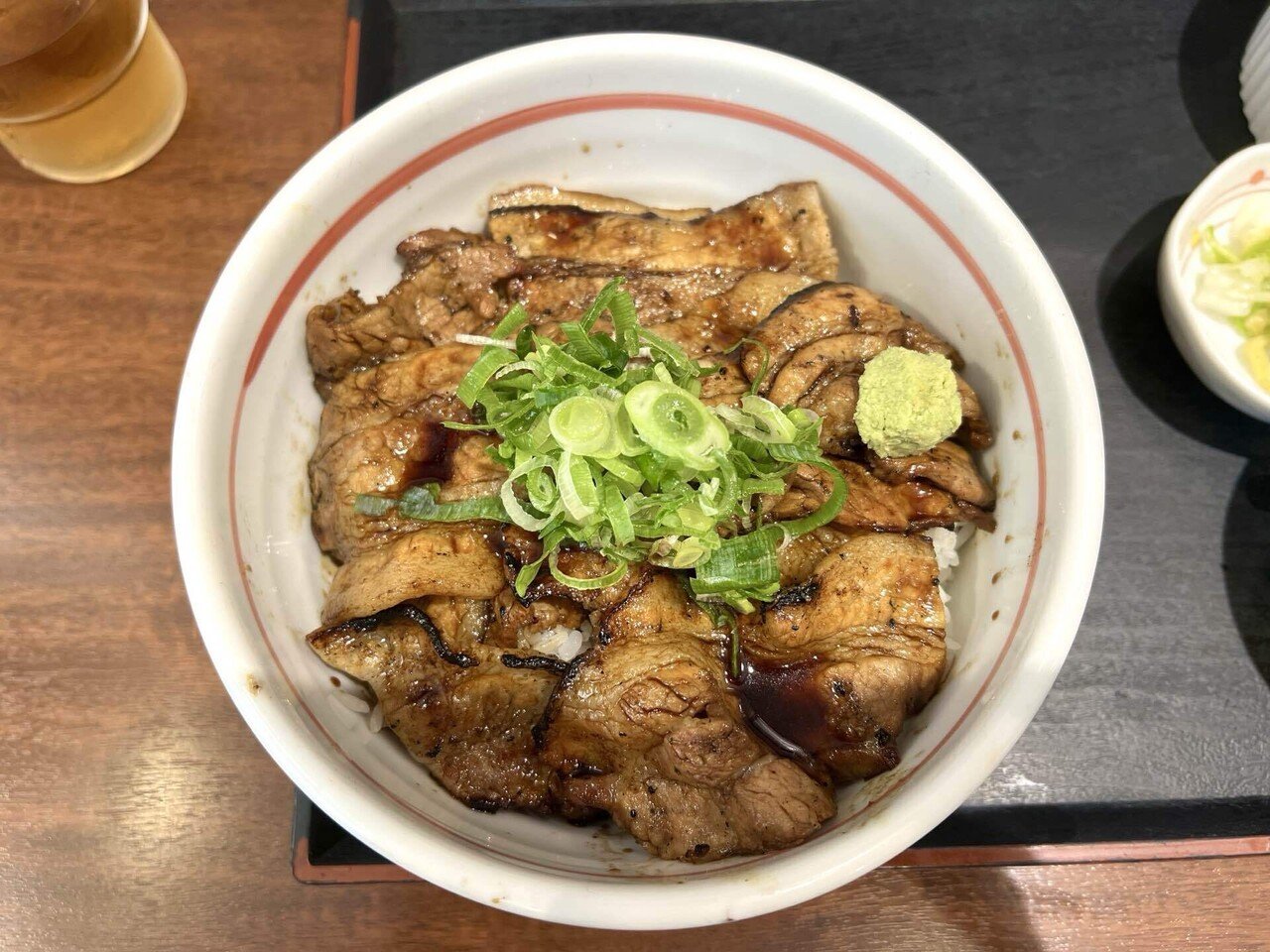 本格豚丼がうまい！滋賀の豚料理専門店『炭火豚丼 信玄』に行っ