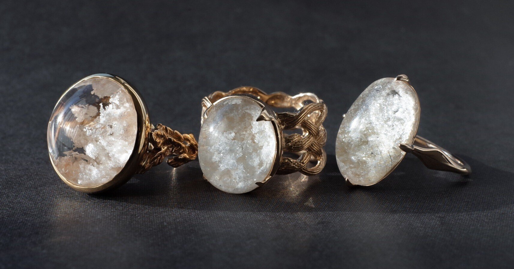 ホワイトガーデンクォーツ』 という雪のような天然石の魅力|MOEMI ホワイトガーデンクォーツ』 という雪のような天然石の魅力|MOEMI