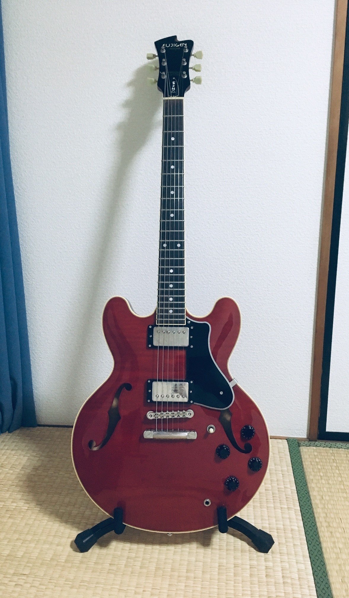 Tokai es-156 セミアコ 所有のエレキギター」について｜ふま君
