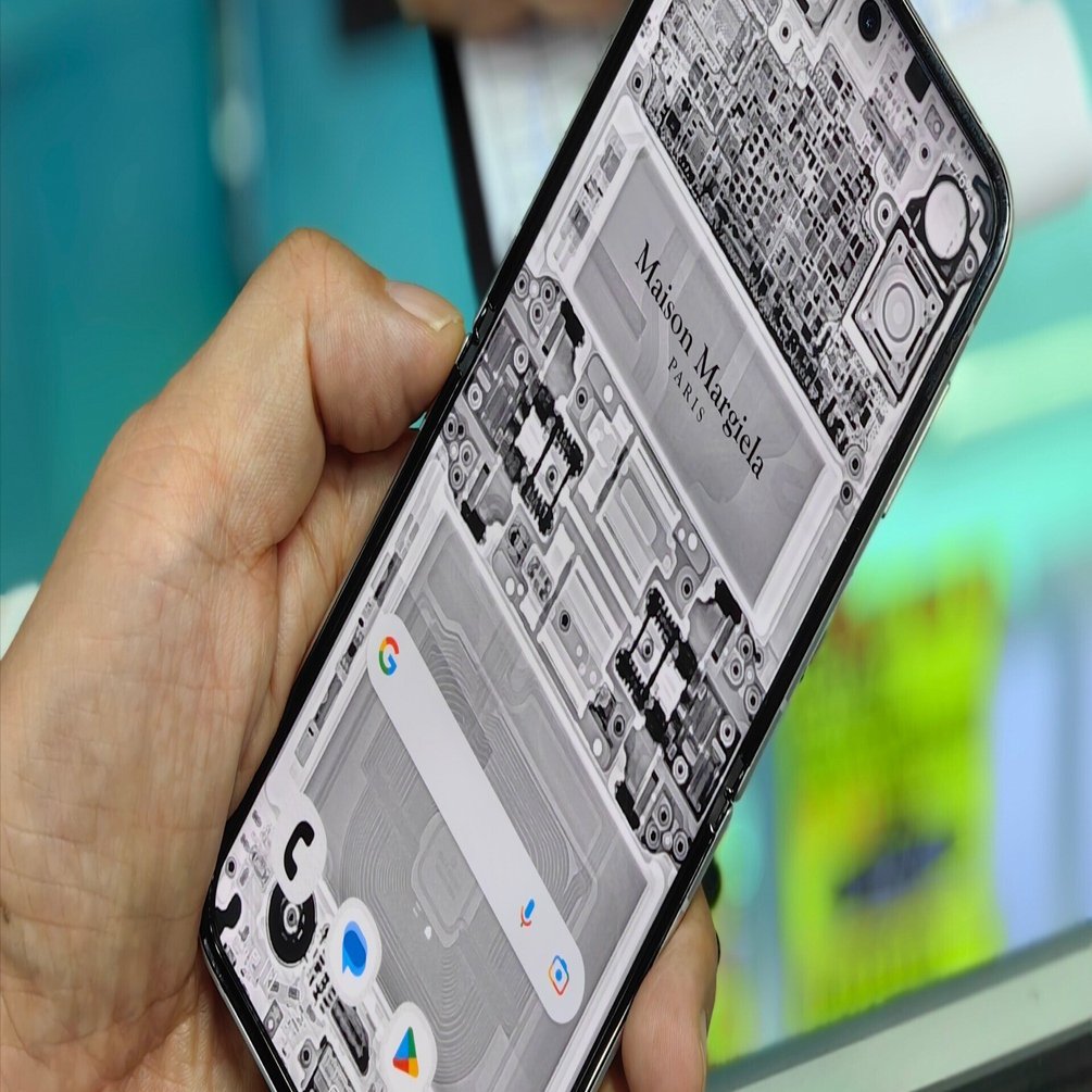 メゾン マルジェラのスマホを中古で買ってしまった｜山根康宏 | 香港