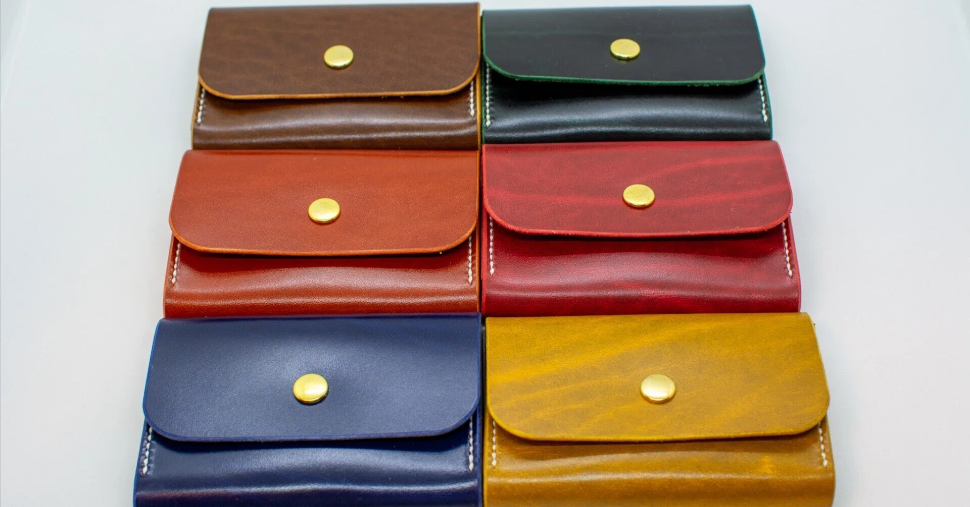 【革の宝石】本革名刺入れ【Belgium Rugato】 革の宝石】本革名刺入れ【Belgium Rugato】 革紹介】Rugato(ルガトー