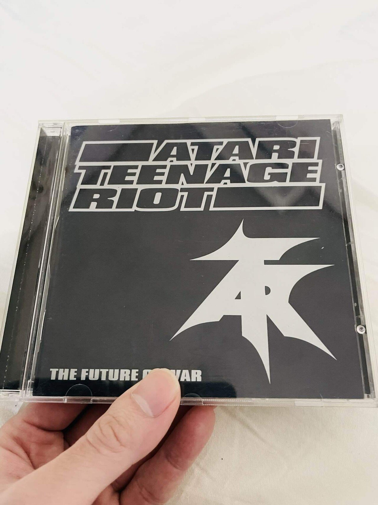 雀のCDレビュー道場Vol.11「Atari Teenage Riot」｜星野雀(HOGO地球