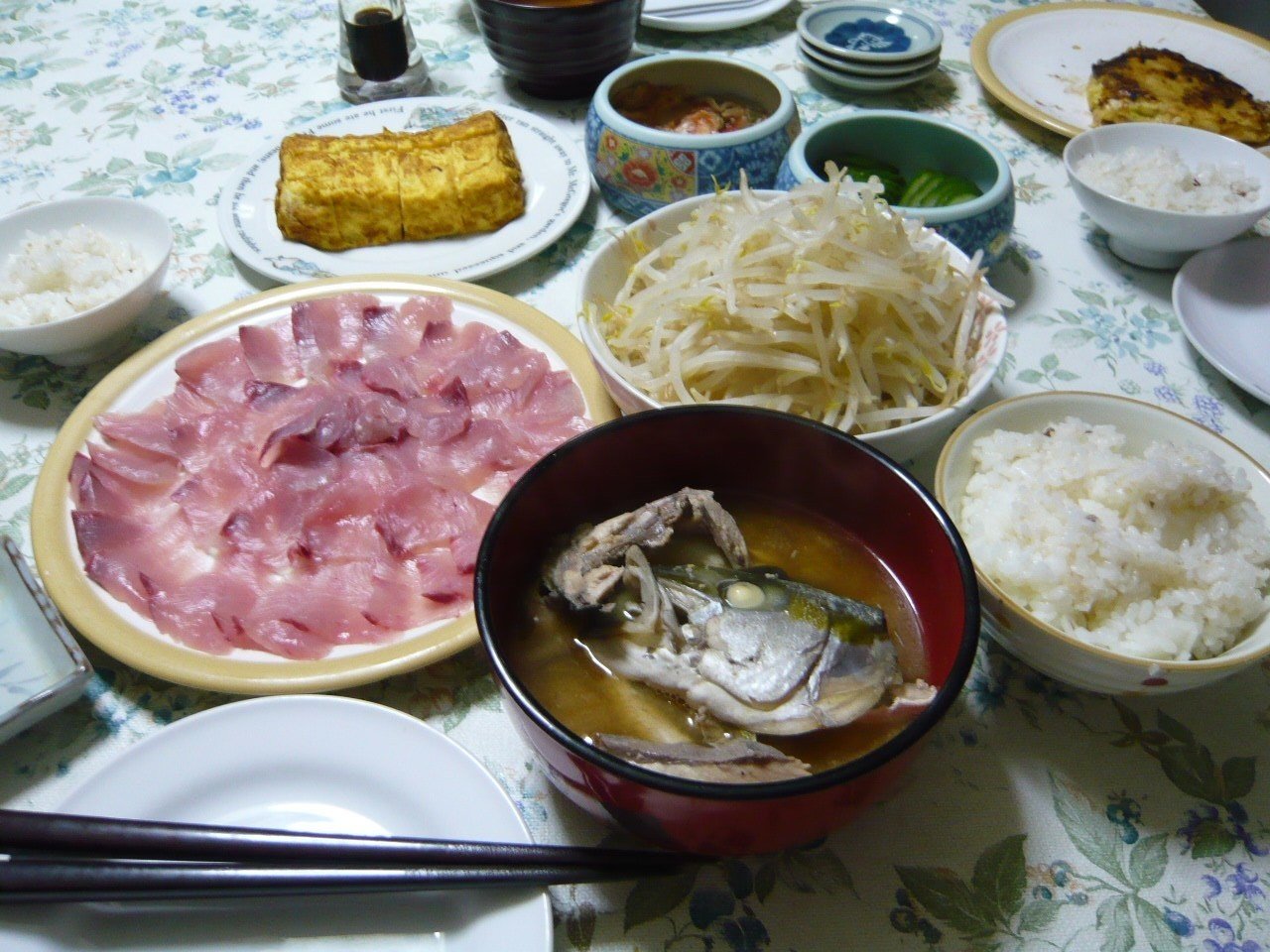 今日の晩御飯 ヒラマサの刺身 出汁巻き玉子 水野かつひこ Note