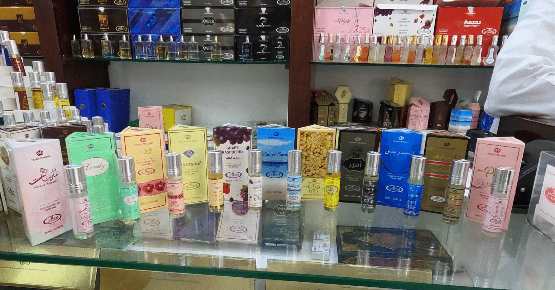 5分でサクッと）ドバイの香水事情🌸👳‍♂️｜しげとく_起業・海外留学
