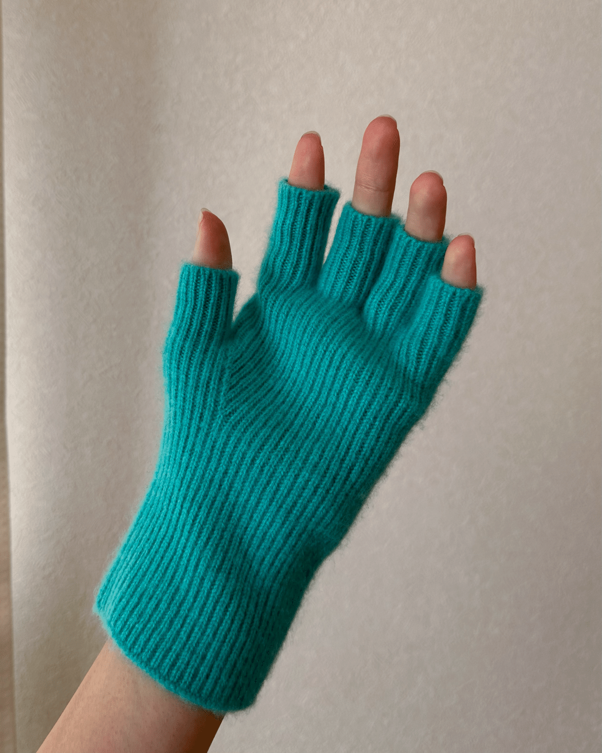 石川さんが手掛けるカシミヤブランドが遂にスタート。新ブランド 石川さんが手掛けるカシミヤブランドが遂にスタート。新ブランド