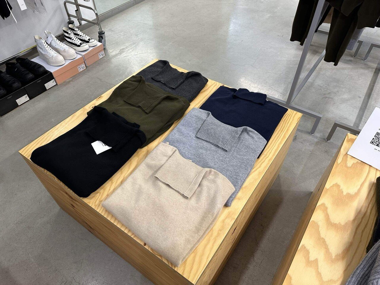 石川さんが手掛けるカシミヤブランドが遂にスタート。新ブランド 石川さんが手掛けるカシミヤブランドが遂にスタート。新ブランド