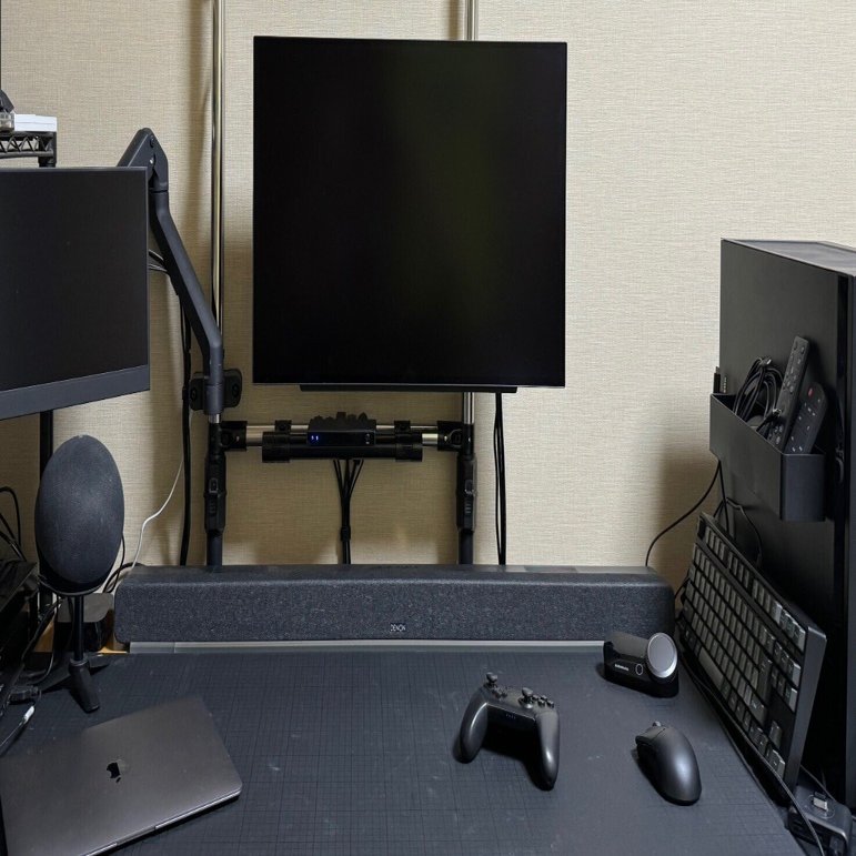 PCモニターとサウンドバーですっきりゲーミング環境をつくろう！｜KENTZ