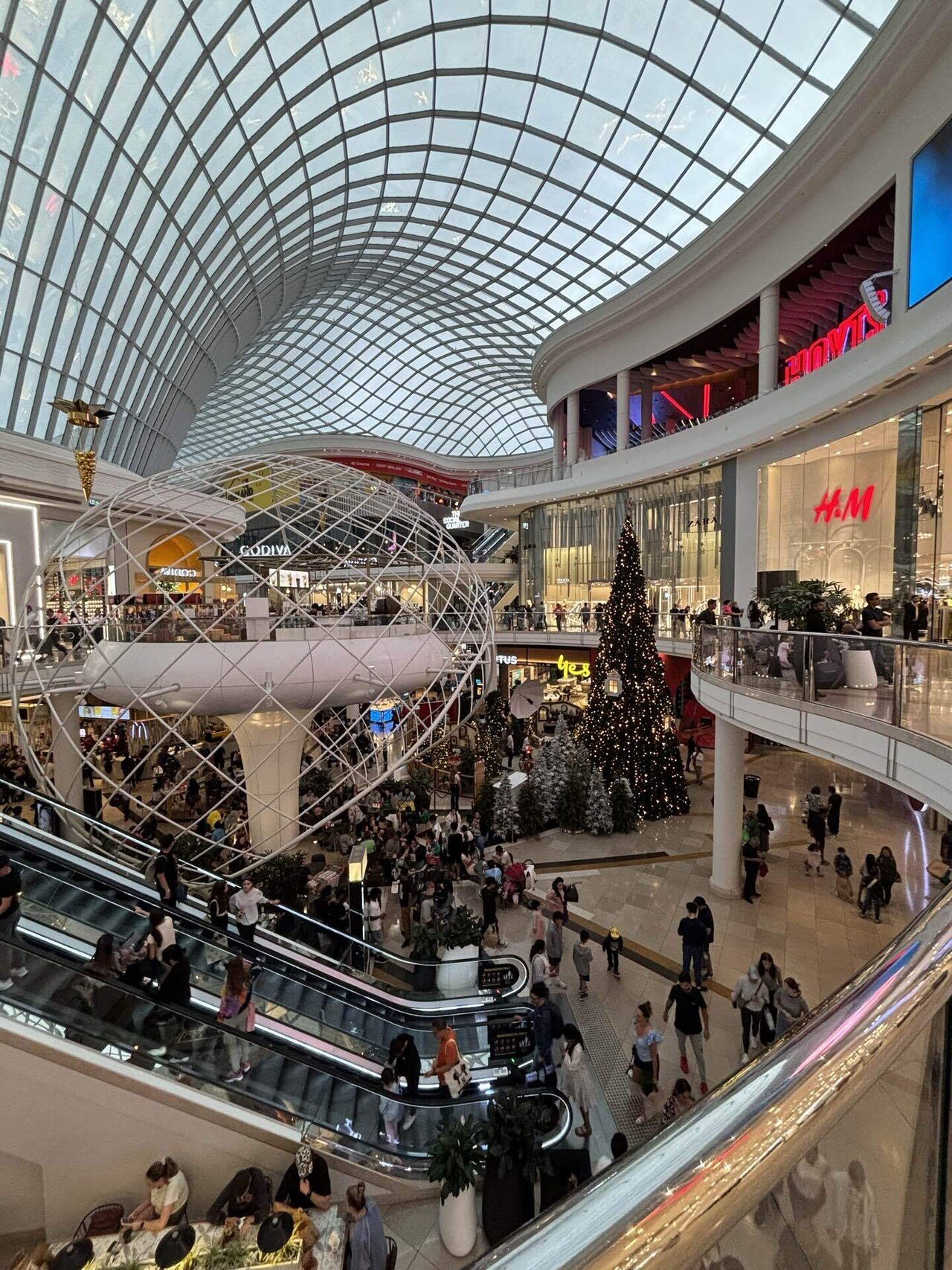 289日目、今日はまだ歩くんは痛いけど南半球最大のショッピングモール行った。メルボルン来たのに何もしいひんのは寂しかったし行けて良かった。元J