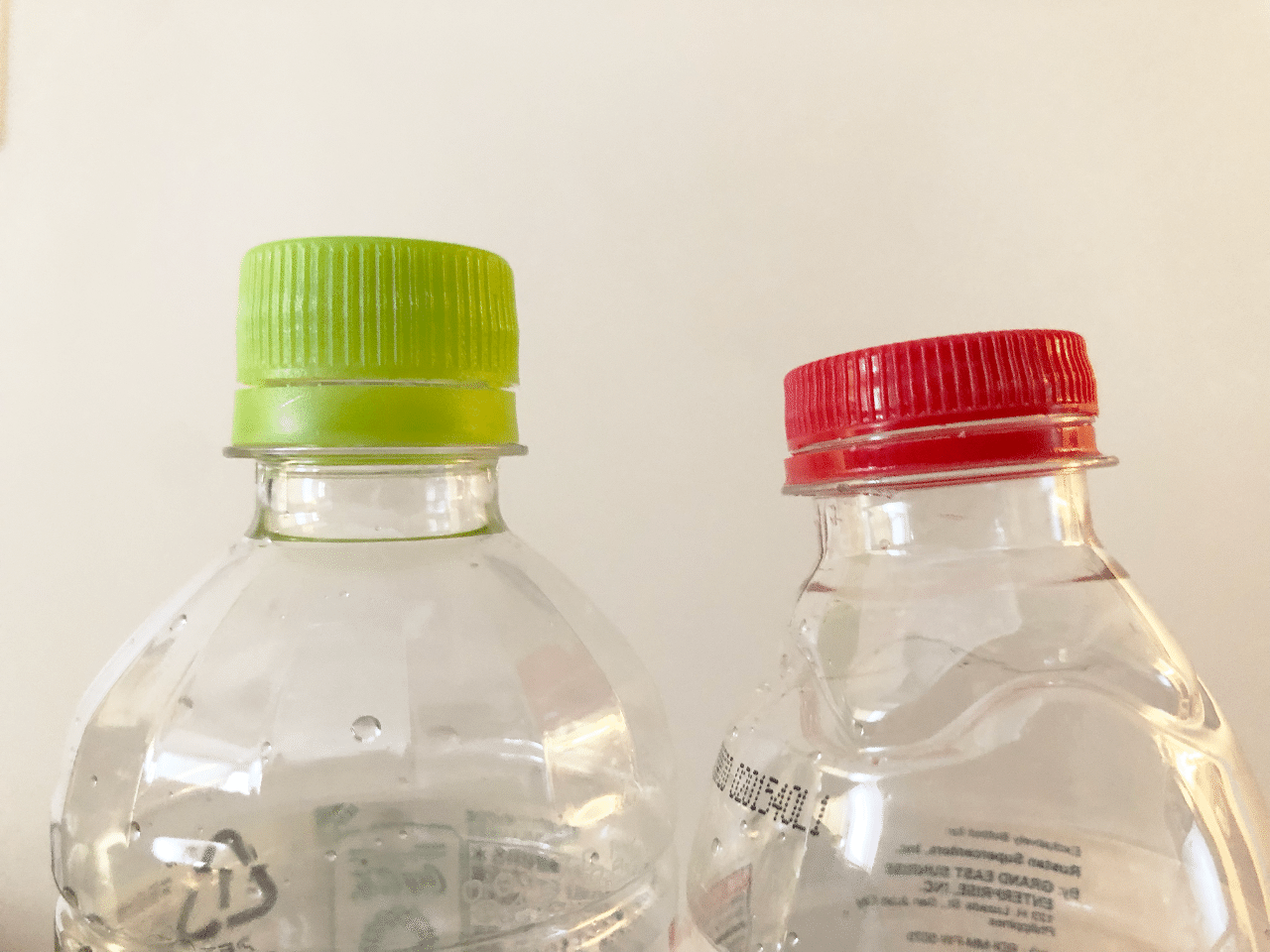 日本と海外でペットボトルのキャップの大きさが違う件について ふじゆり Note