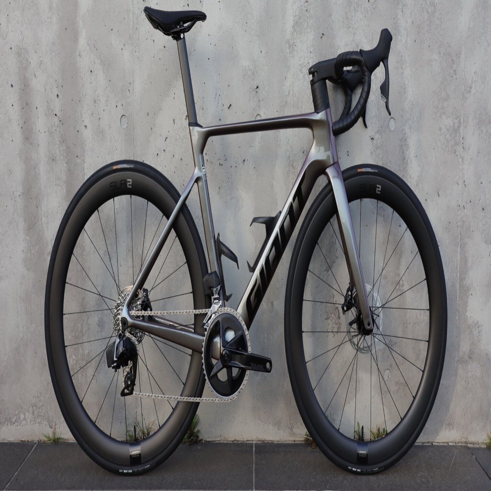 GIANT AVAIL　底値でドン！更にはらたいらに全部 GIANTロードバイク在庫状況です。 ｜ ジャイアントストア京都紫明通