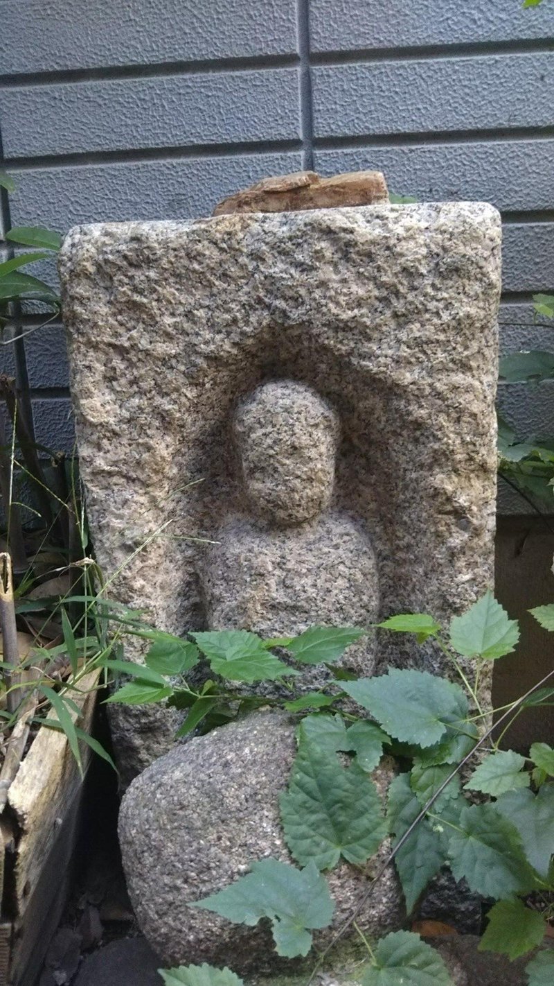 38 名前のないお地蔵さま 入谷 下関マグロ さんぽ作家 Note