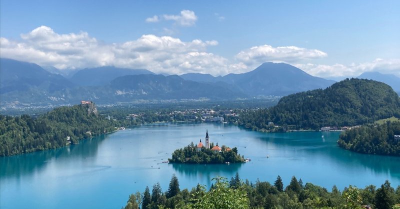 【アルプスの瞳】スロベニア屈指の景勝地、ブレッド湖🇸🇮  (7/16 ヨーロッパ横断旅)