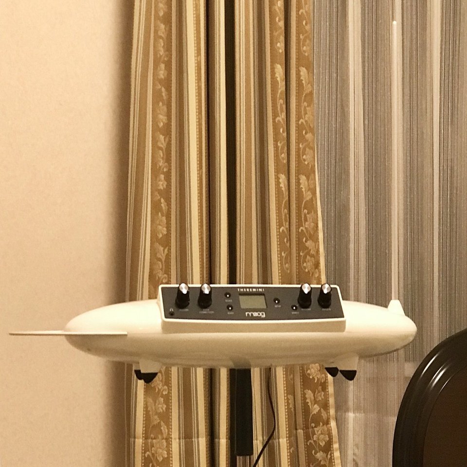 moog THEREMINIを買ってみた。｜みくばんP