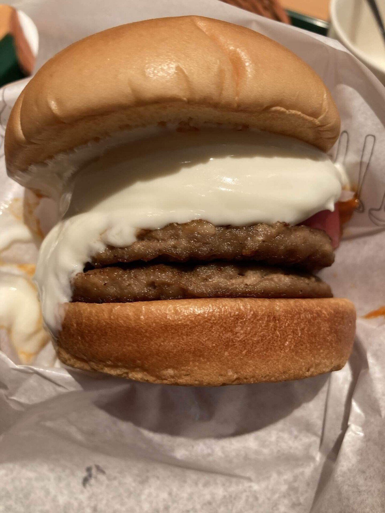 モスバーガー モスバーガーでは、 新商品スタートです！ 新商品はこちら