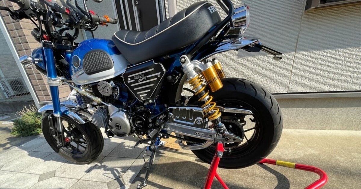 純正モンキー125新車購入時に外した新品シートです。