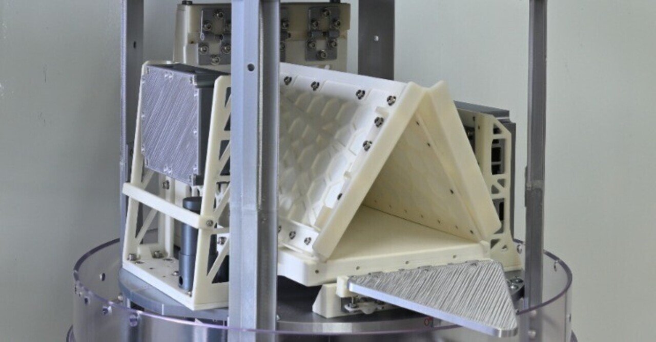 S-520-33号機の実験装置（その2） ロケットから大きく伸びる構造物を