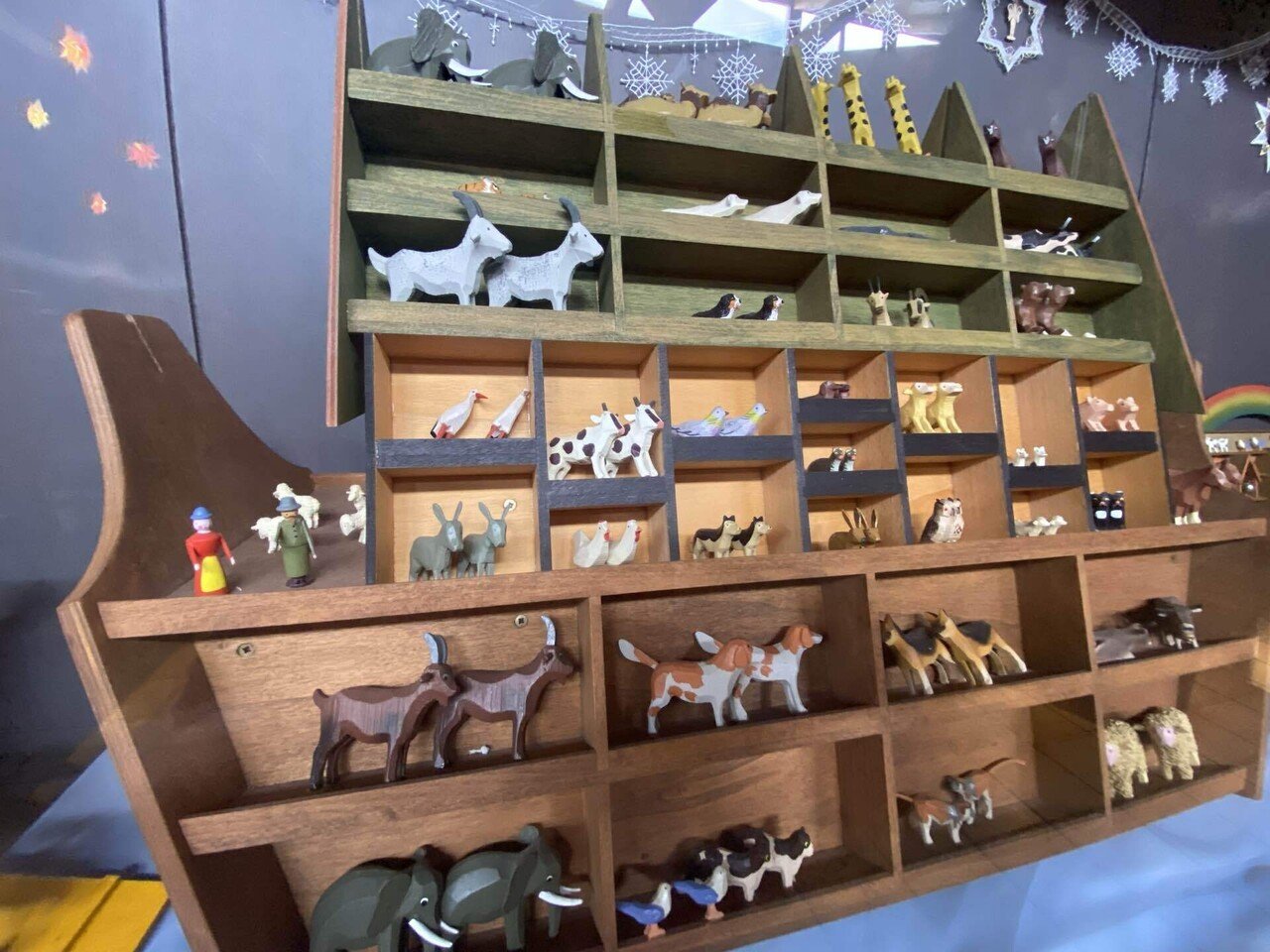 ドイツ　ミニチュア　貴重　工芸品　木製 ドイツ工芸品 ミニチュア うさぎ3匹セット 木製 ヘルビッヒ工房