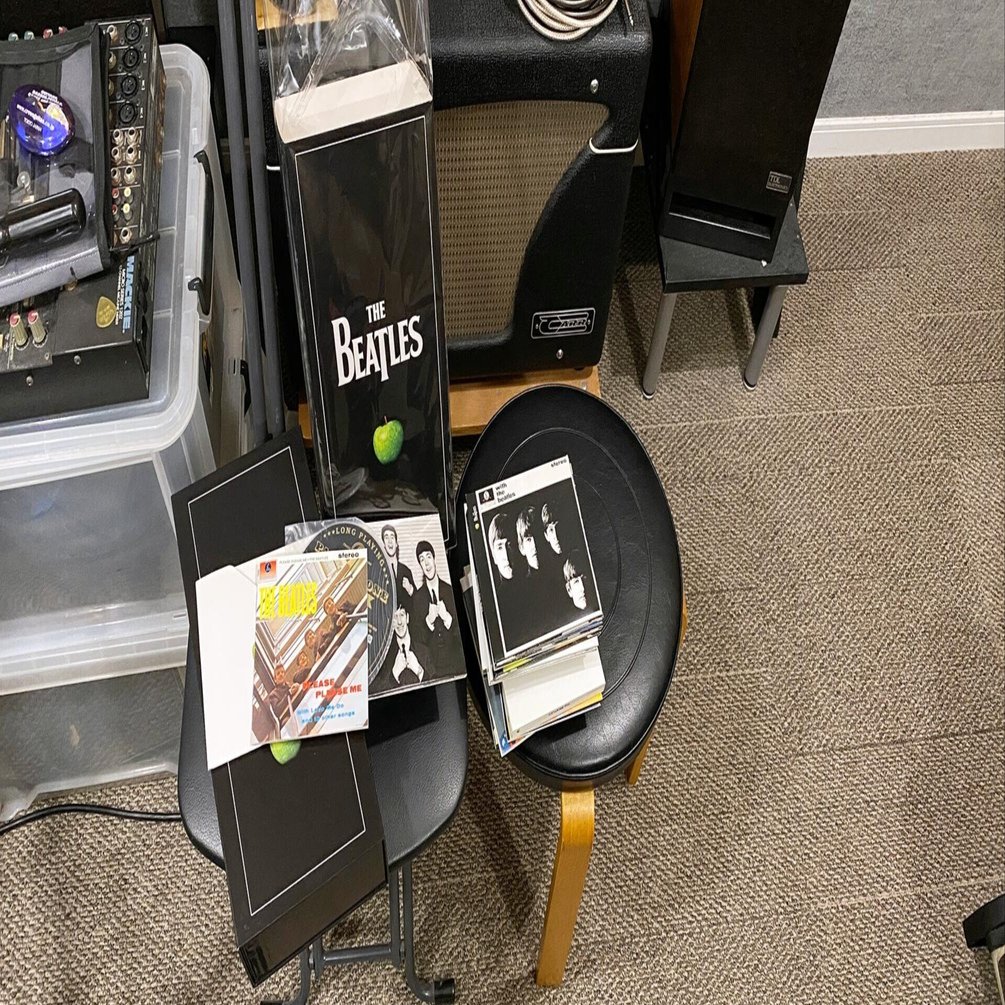 The Beatles on Compact Disc 限定版 ブラックボックス Amazon.co.jp