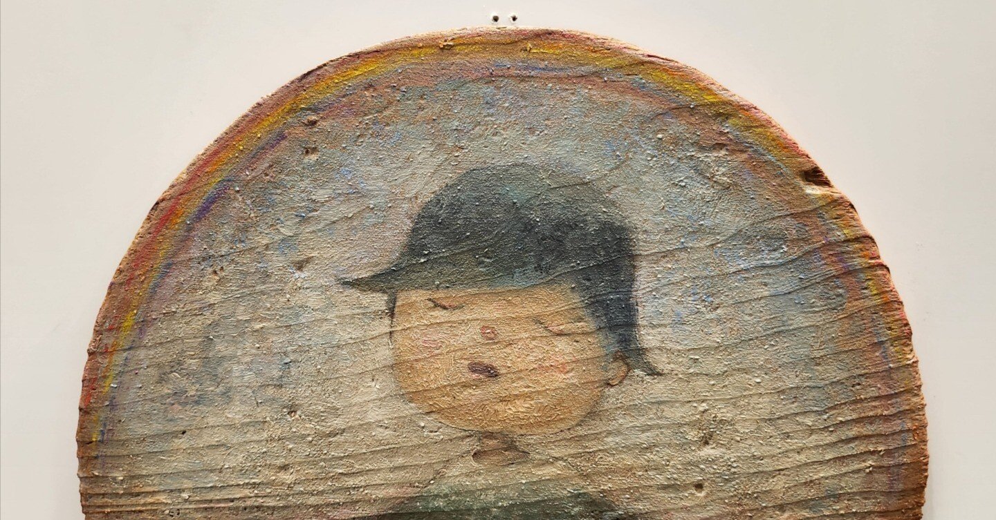 自身を模した子供、熊、怪物など。彫刻家で陶芸家の大谷工作室の