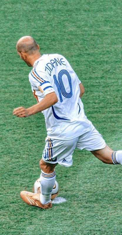 メッシ ジダン】ジダン直筆サイン入りレアルマドリード01/02フォト