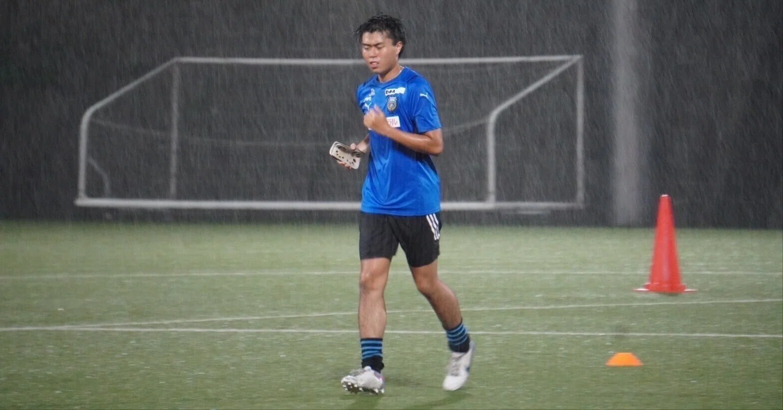 井の中の蛙」4年 齊名翔太｜中央大学学友会サッカー部[公式]