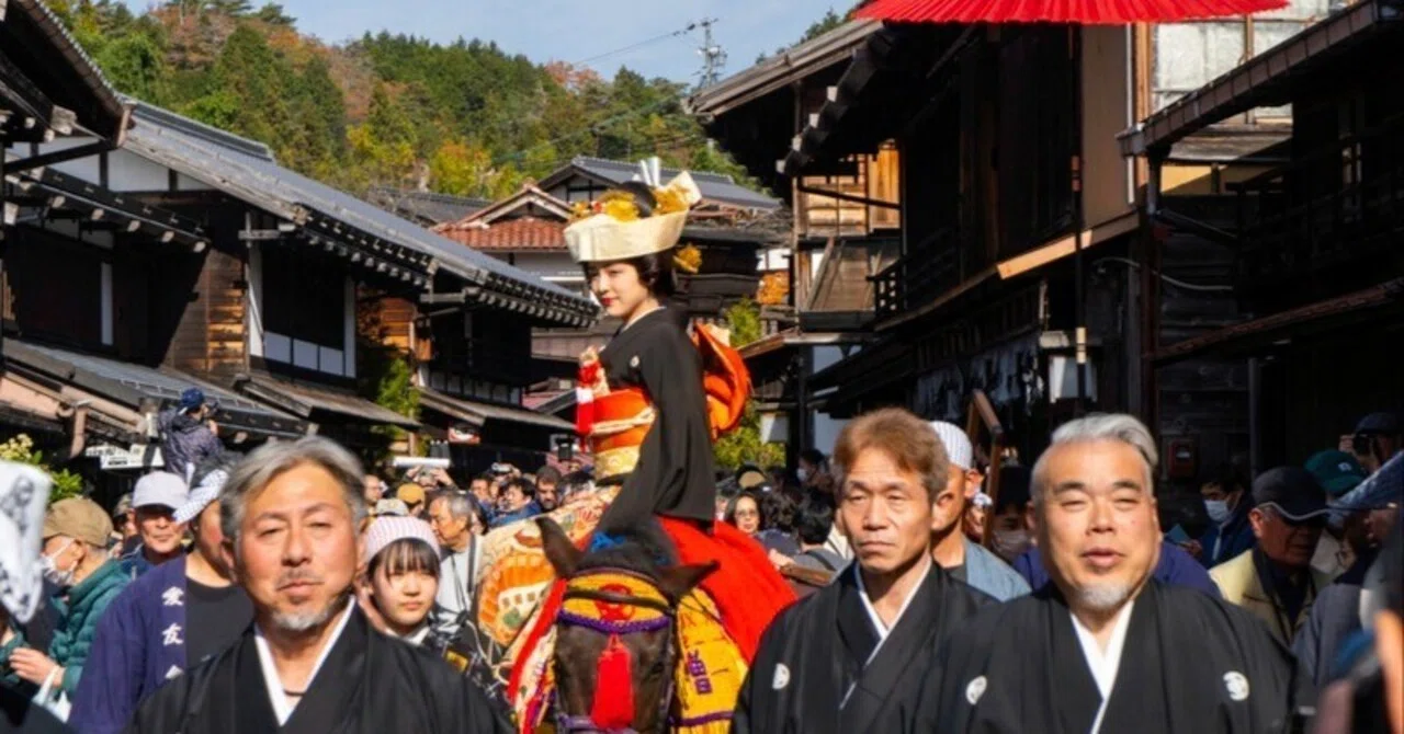 馬籠から妻籠へ 24-105mmズームレンズ写真日記 2023年11月23日