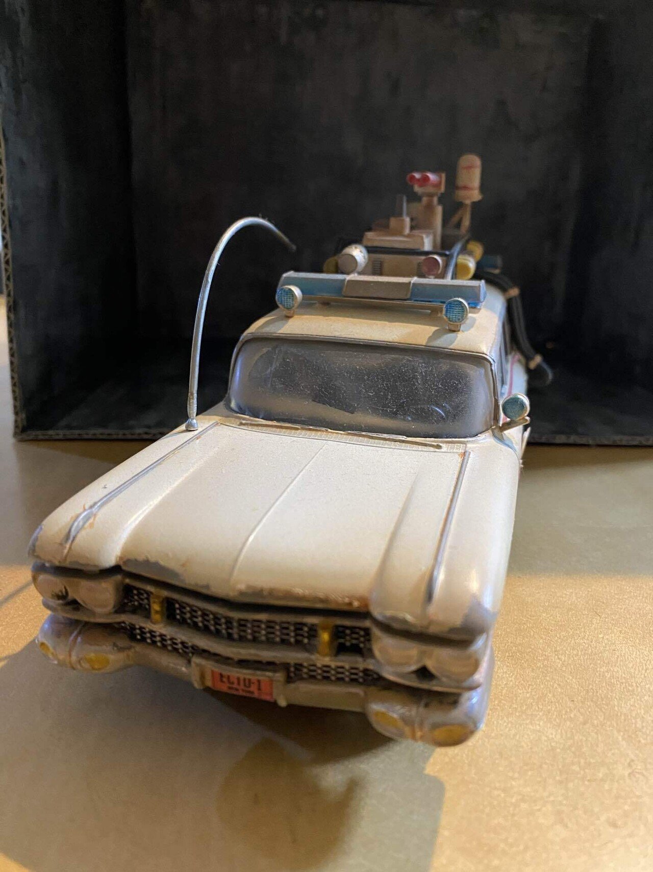 ゴーストバスターズ 劇用車両 ECTO1 プラモデル キャデラックを作って何を退治する!?ポーラーライツ製プラモ