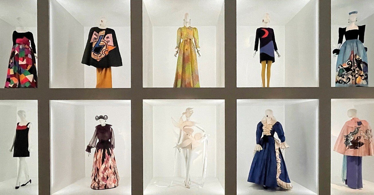 イヴ・サンローラン展 時を超えるスタイル」 〜 国立新美術館 ｜gingamom