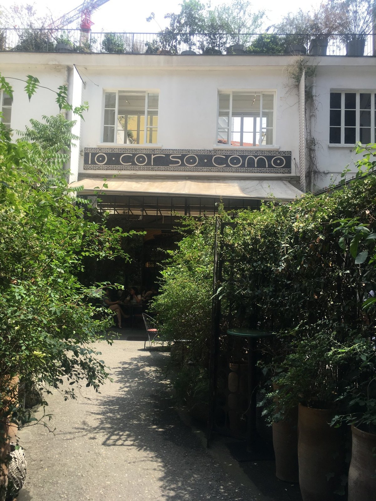 10 Corso Como（ディエチ・コルソ・コモ）：元Vogue編集長カルラ
